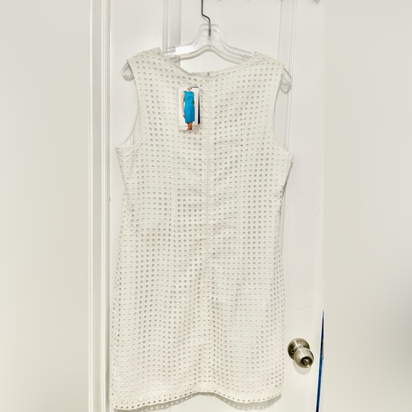 New Alfred Sung Eyelet Shift Dress - Picture 2 of 4